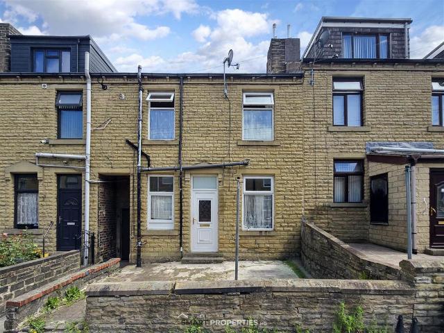 House for sale in Thornton Lodge, Huddersfield