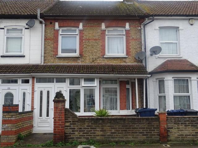 House for sale in London Borough of Ealing, Greater London