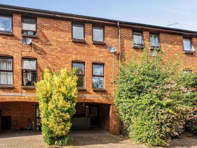 House for sale in Epsom, Epsom and Ewell