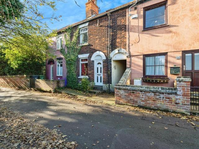House for sale in Stokesby, Norfolk
