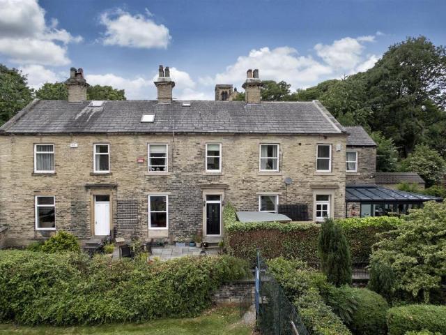 House for sale in Spen, Cleckheaton
