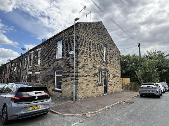 House for sale in Boothtown, Halifax