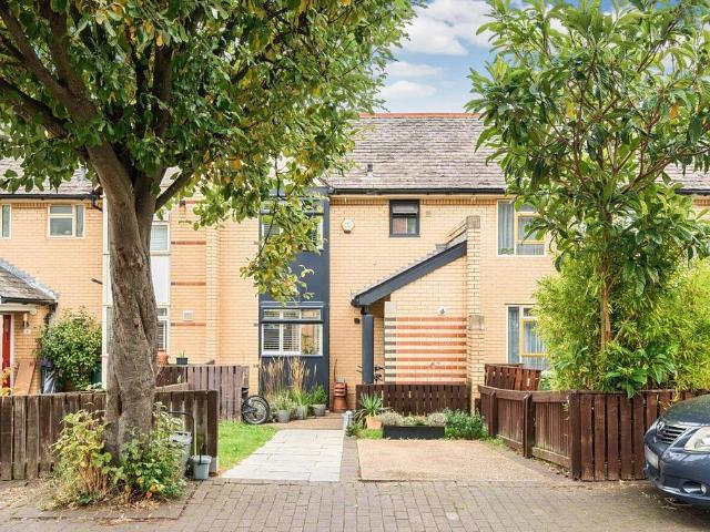 House for sale in Honor Oak Estate, Greater London