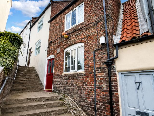 House for sale in Whitby, North Yorkshire