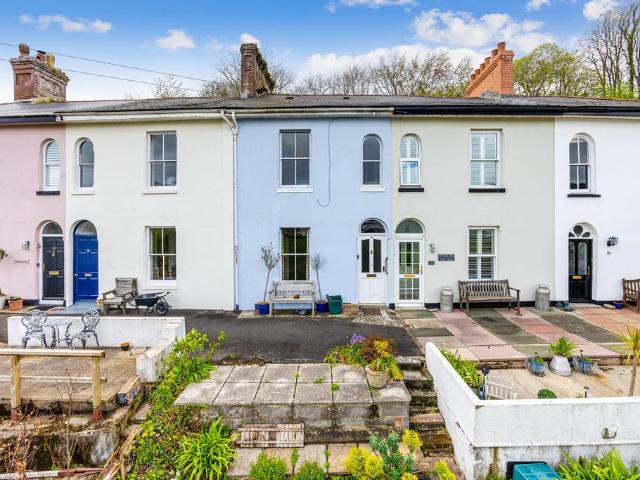 House for sale in Strode, Devon
