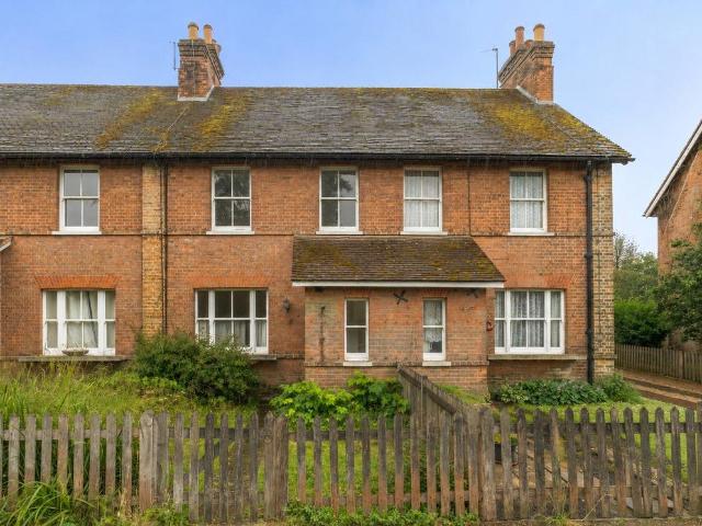 House for sale in Goose Green, Horsham