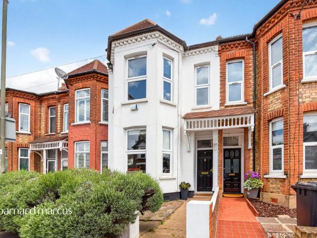 House for sale in Finchley, Greater London