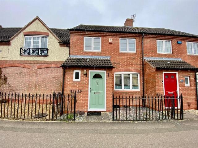 House for sale in Hampton Hargate, Peterborough