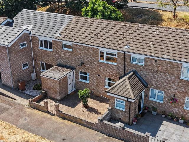 House for sale in Symonds Green, Shephall