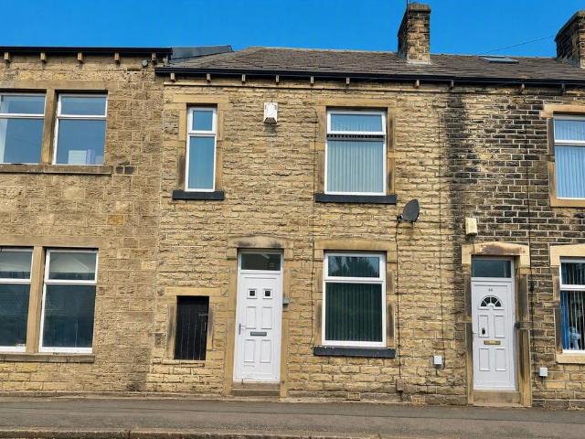 House for sale in Riddlesden, West Yorkshire