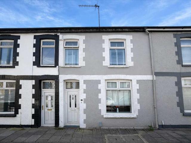 House for sale in Trealaw, Wales