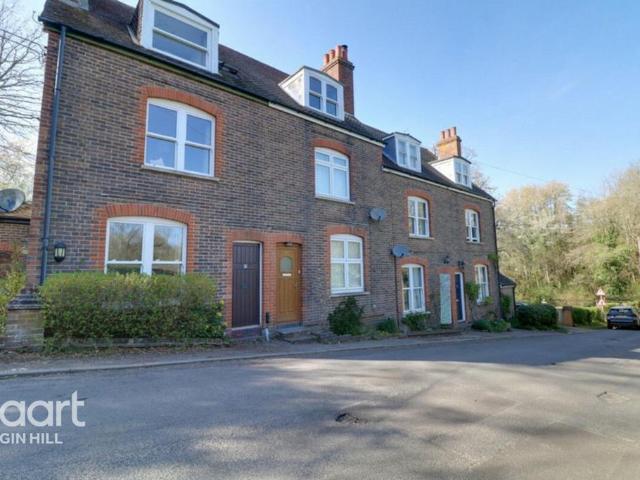 House for sale in Markbeech, The Butts