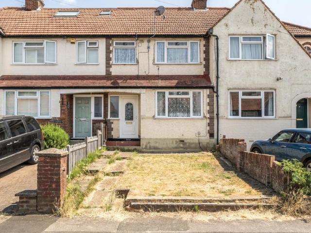 House for sale in Hook, Greater London