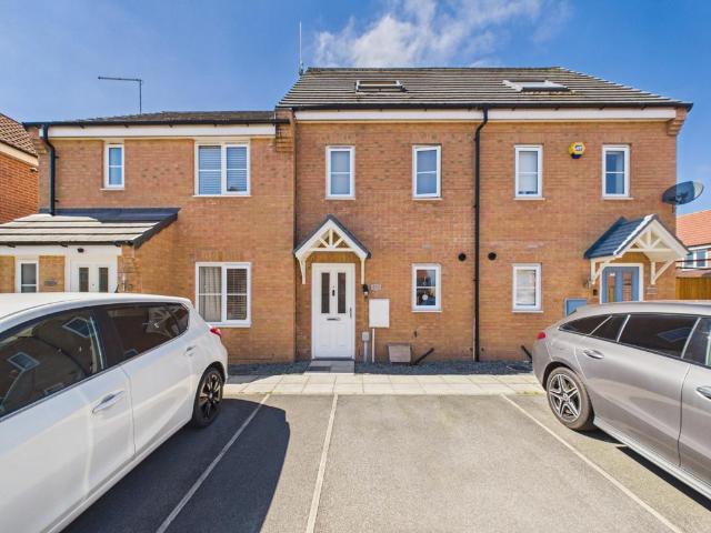 House for sale in Kingswood, Hull