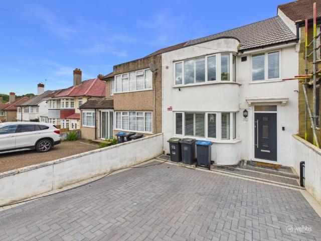 House for sale in London Borough of Croydon, Selsdon