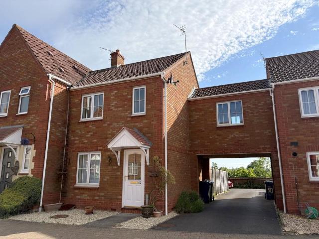 House for sale in Wheatpieces, Pamington