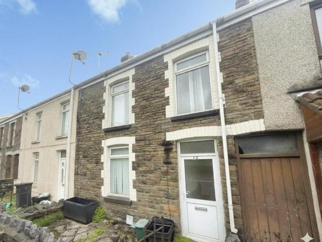 House for sale in Dyffryn Clydach, Neath Abbey