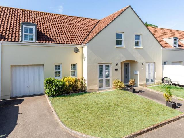 House for sale in St Helier, Greater London