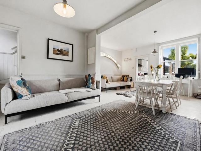 House for sale in The Bridge, Kent