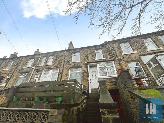 House for sale in Milnsbridge, West Yorkshire