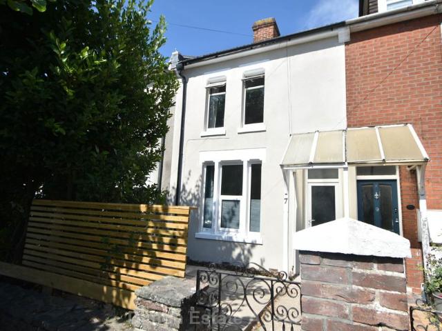 House for sale in Middlecroft, Hampshire