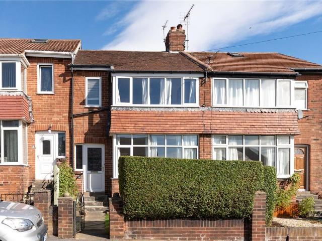 House for sale in Farsley, West Yorkshire