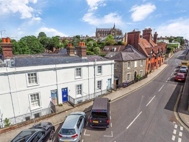 House for sale in Arundel, Clapham