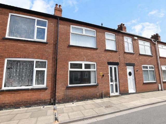 House for sale in Grimsby, North East Lincolnshire