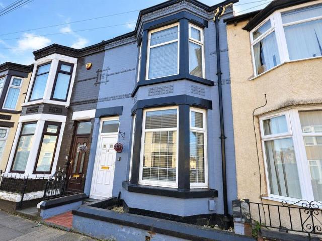 House for sale in Calderstones