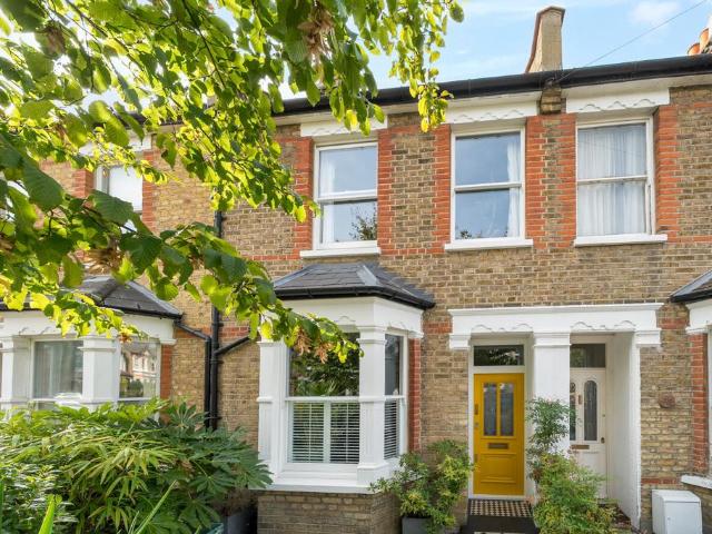 House for sale in London Borough of Bromley, Greater London