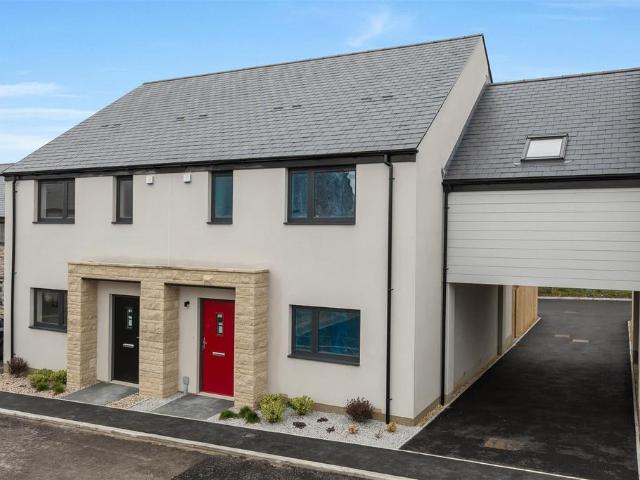 House for sale in Southwell, East Dorset