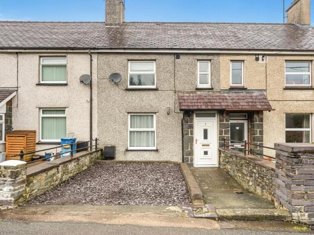 House for sale in Gerlan, Wales