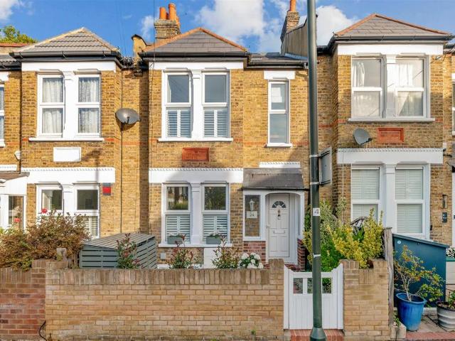 House for sale in South Wimbledon, Greater London
