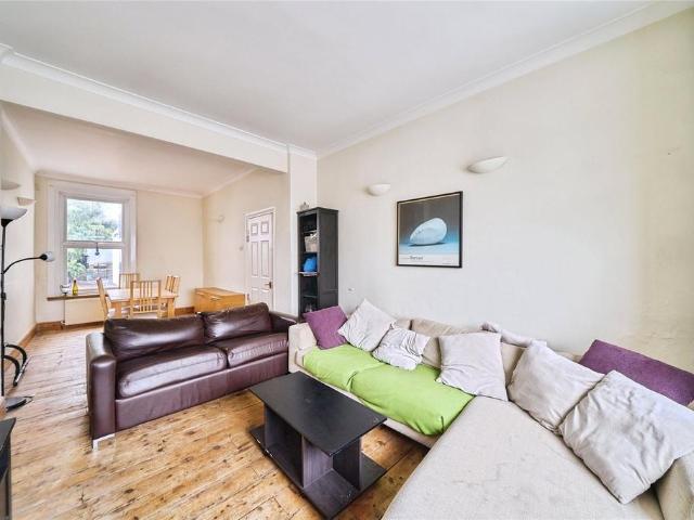 House for sale in West Ham, Greater London