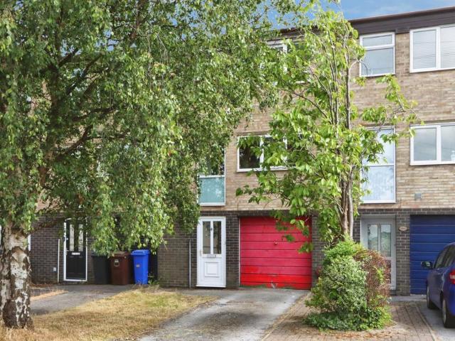 House for sale in Norton Lees, South Yorkshire