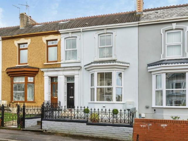 House for sale in Box, Llanelli