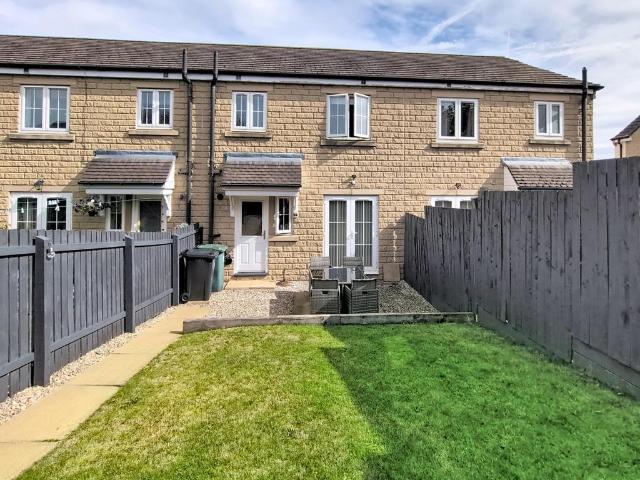 House for sale in Hightown, West Yorkshire