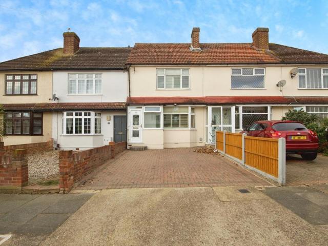 House for sale in Harold Hill, Greater London