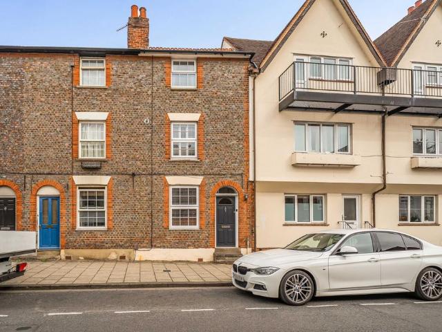 House for sale in Caldecott, Dromore