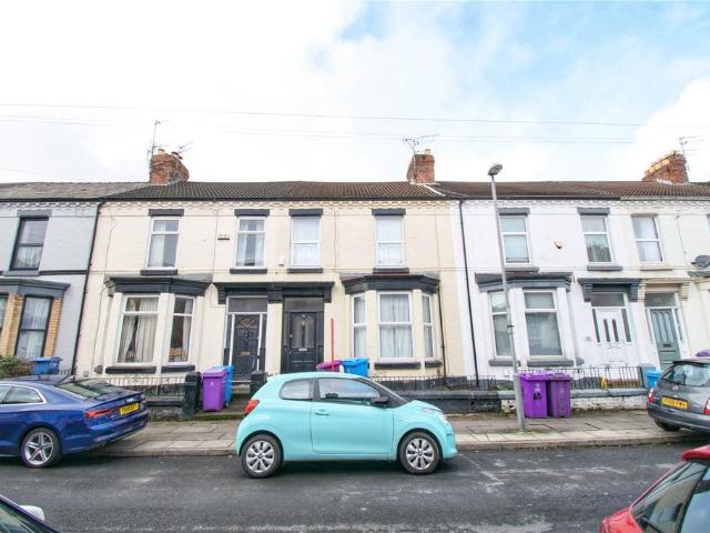 House for sale in Calderstones
