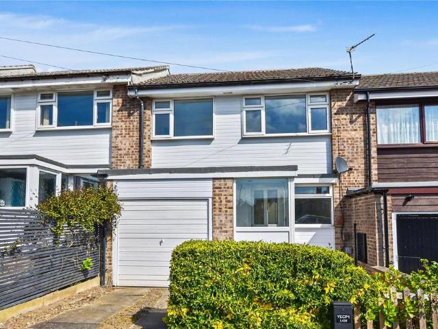 House for sale in Pudsey, West Yorkshire