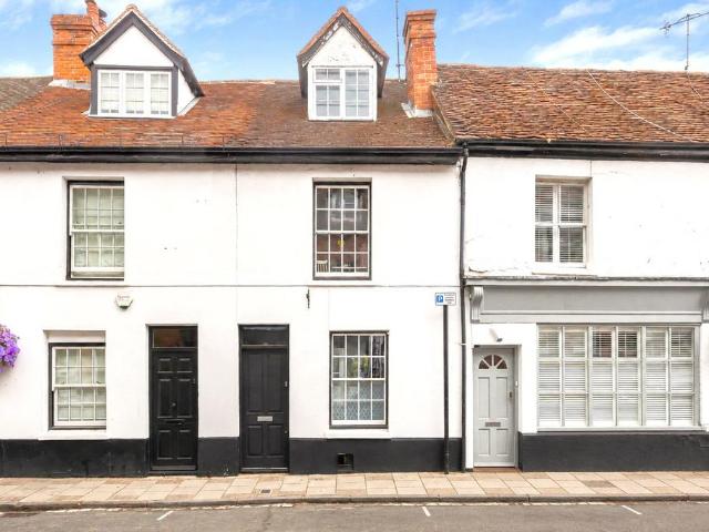 House for sale in Henley-on-Thames, Berrick Salome