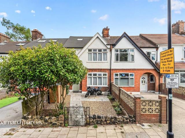 House for sale in Streatham, Greater London