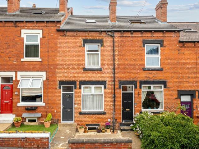 House for sale in Meanwood, West Yorkshire