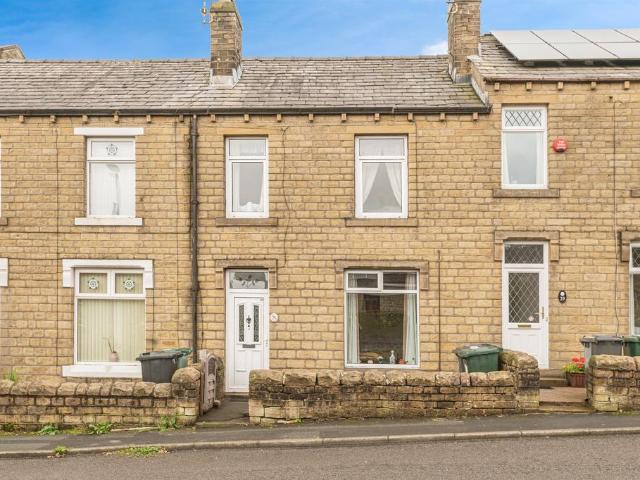 House for sale in Linthwaite, West Yorkshire