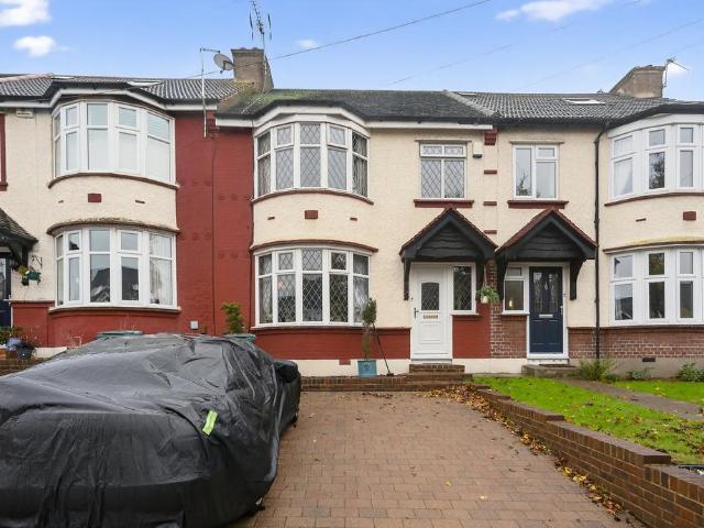 House for sale in Kings Farm, Hamerton