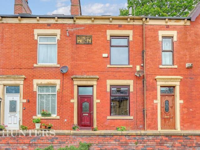House for sale in Clough, Burnedge
