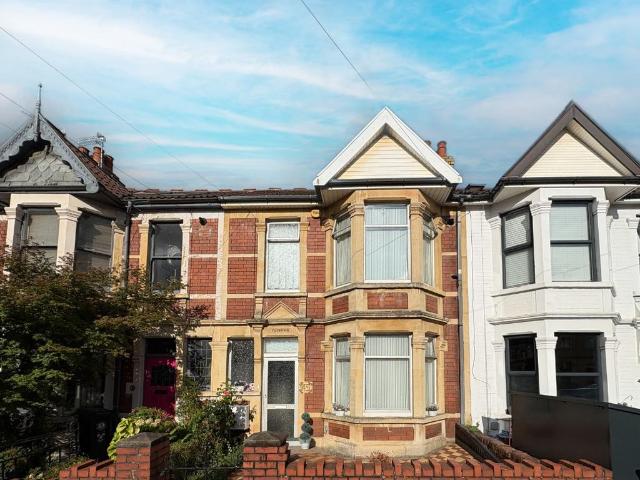 House for sale in Feckenham, City Of Bristol