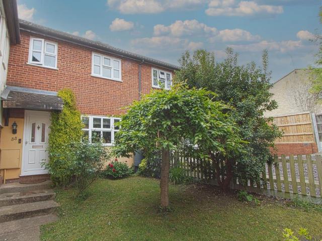 House for sale in Queens Park, Billericay