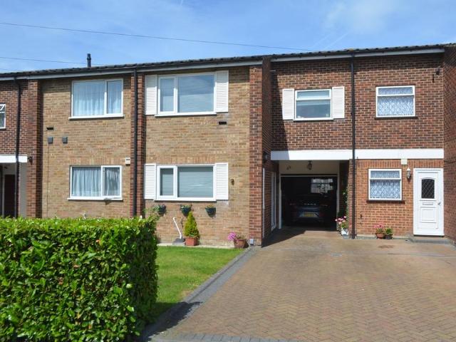 House for sale in Lower Halliford, Surrey